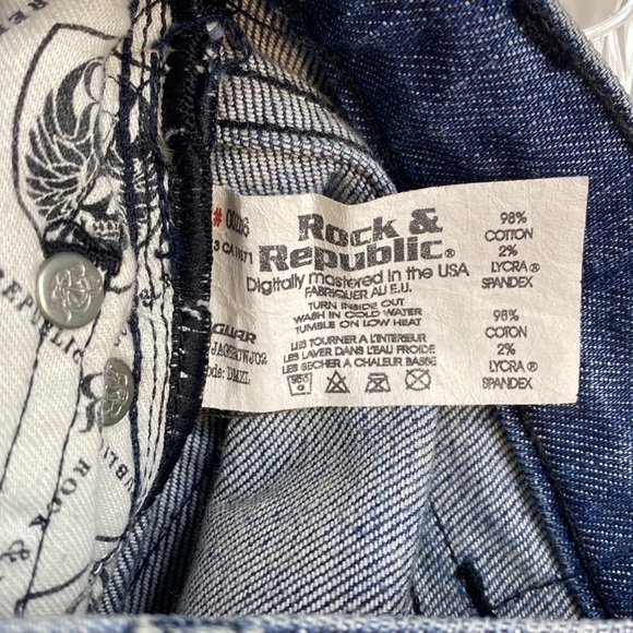 Rock & Republic Boot-Cut Jeans - Picture 14 of 15